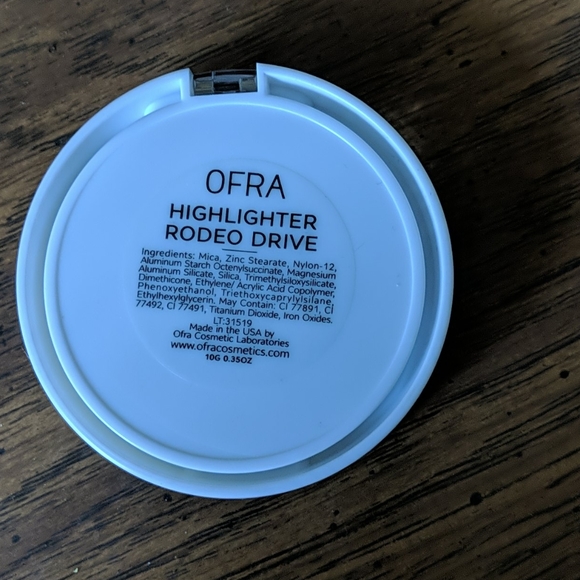OFRA Highlighter Rodeo Drive - Picture 2 of 3